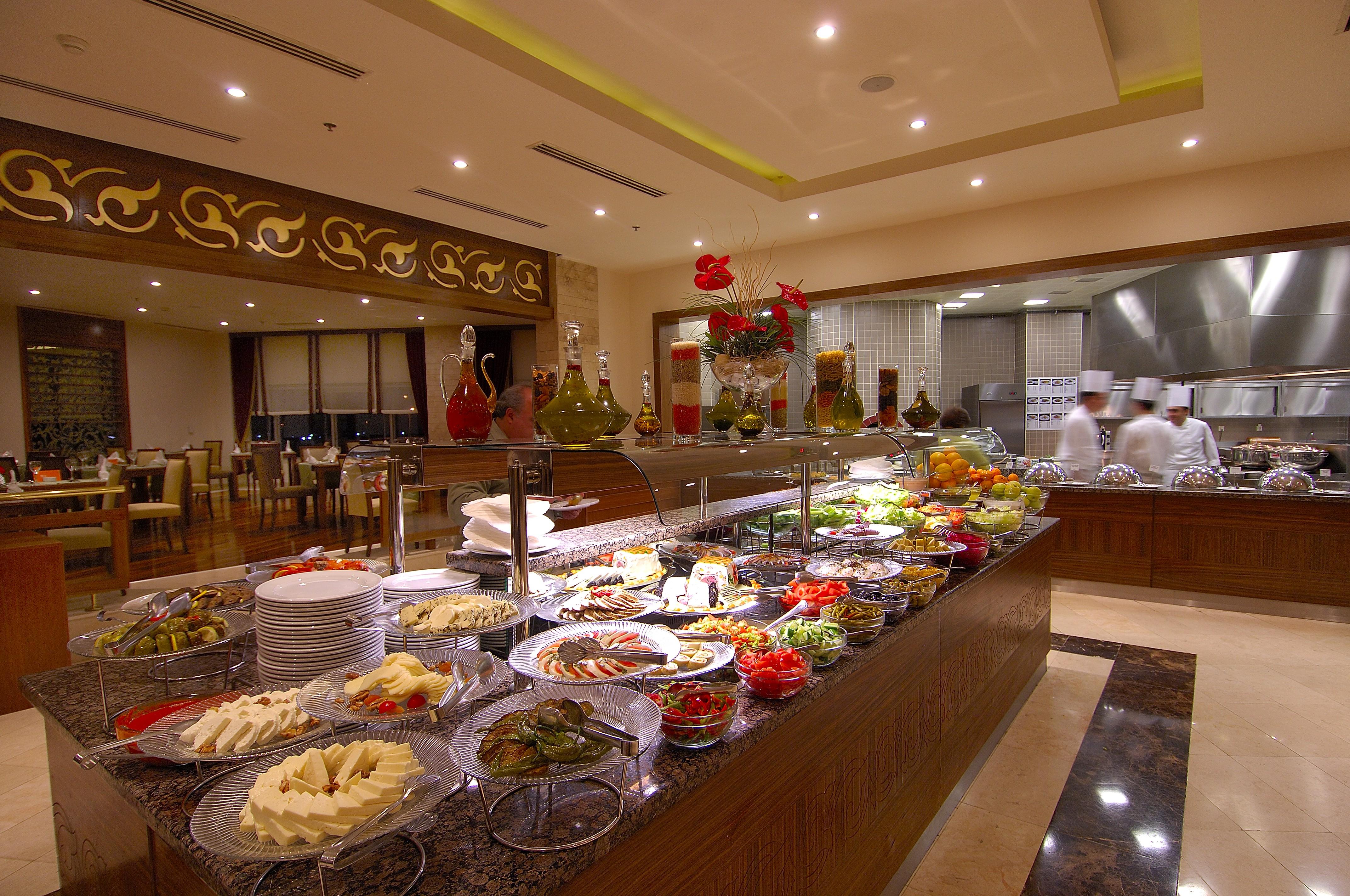 Dedeman Konya Hotel Convention Center Екстер'єр фото